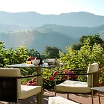 Ostapé Hotel