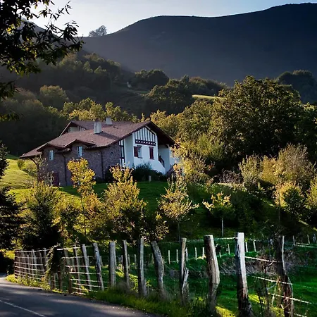 Hotel Ostapé Bidarray