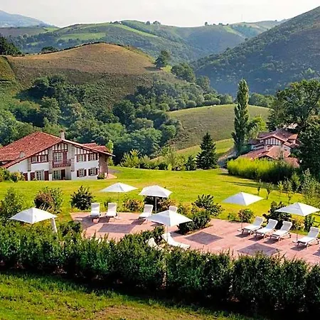 Hotel Ostape