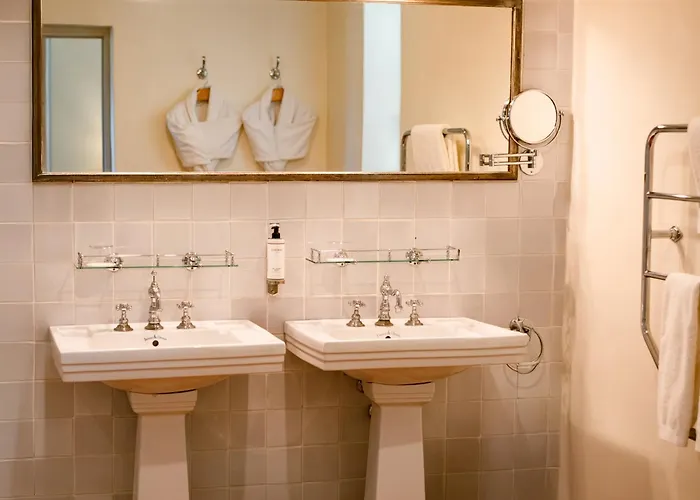 Ostape فندق بيداري